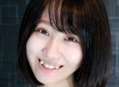 周亜里沙